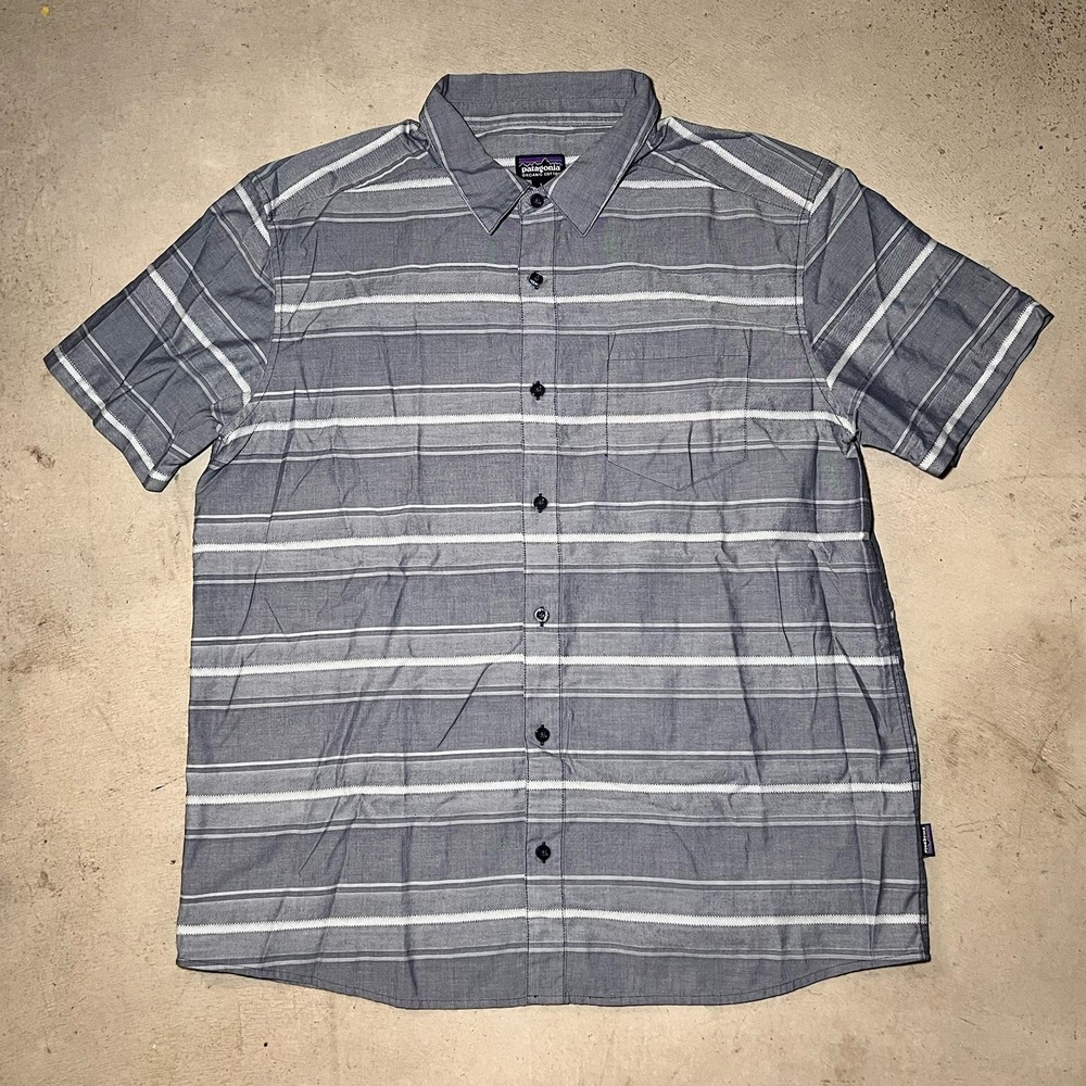 Patagonia Organic Cotton Shirt Mens L Gray Plaid Short Sleeve Button Down Hiking